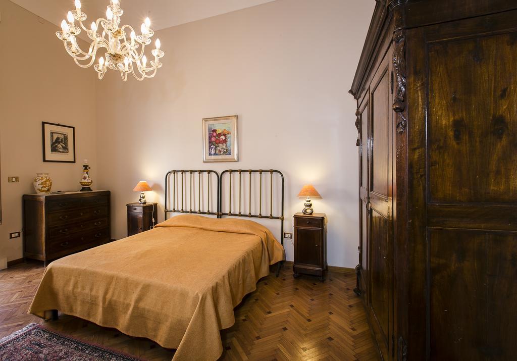 La Casa Della Zia Armenia Hotel Marsala Room photo